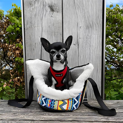 chihuahua assis dans sac transport pour chien doublure polaire